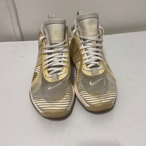 Nike Metallic Gold and Beige Sneakers LEBRON JAMES Excellent condition